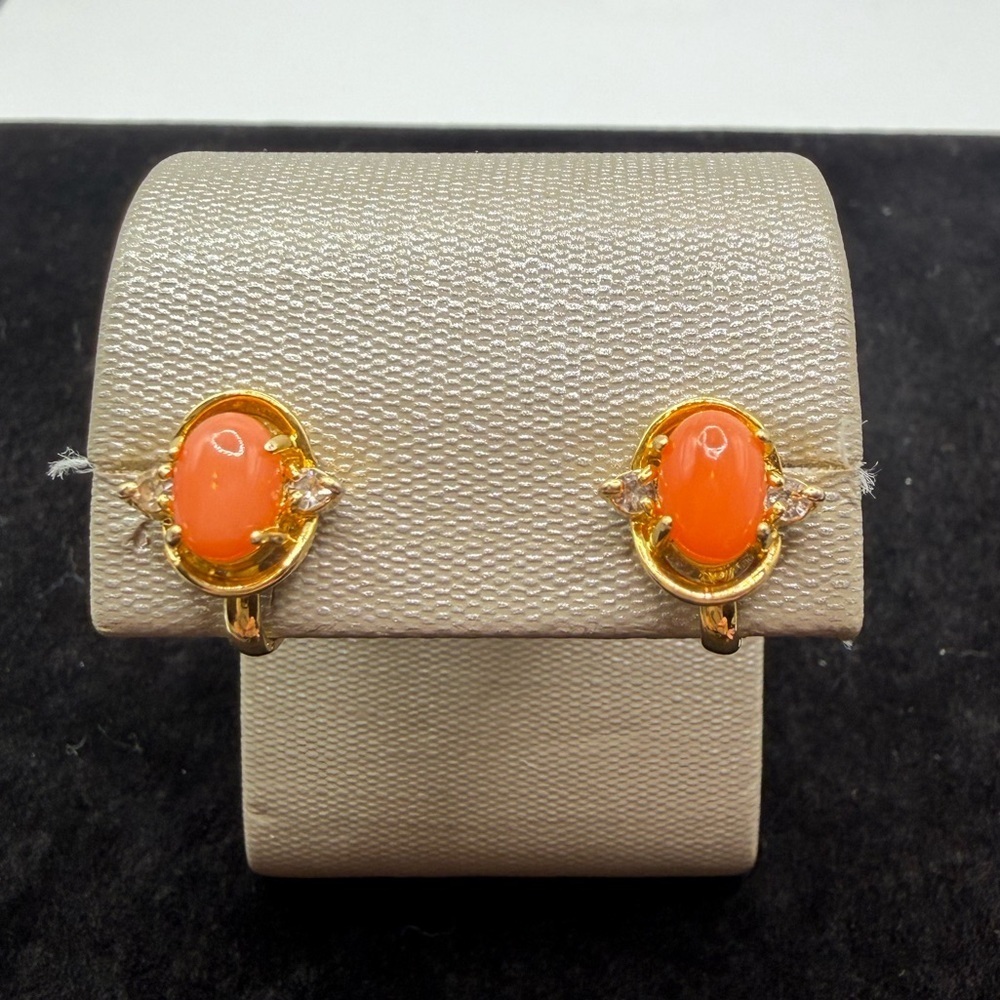Vintage Coral Cabochon Clip On Earrings Gold Tone Rhinestone Accent
